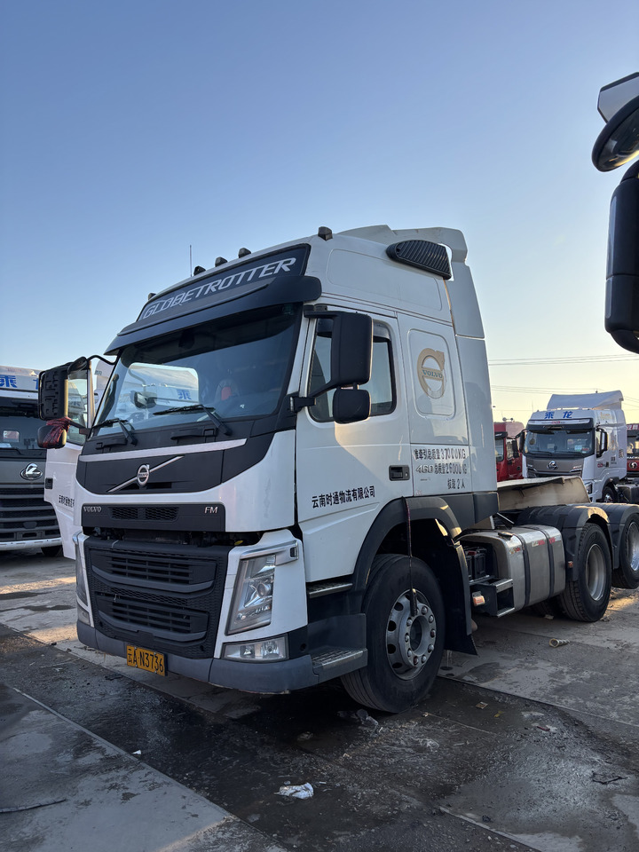 VOLVO - Sattelzugmaschine: das Bild 1 VOLVO - Sattelzugmaschine: das Bild 1