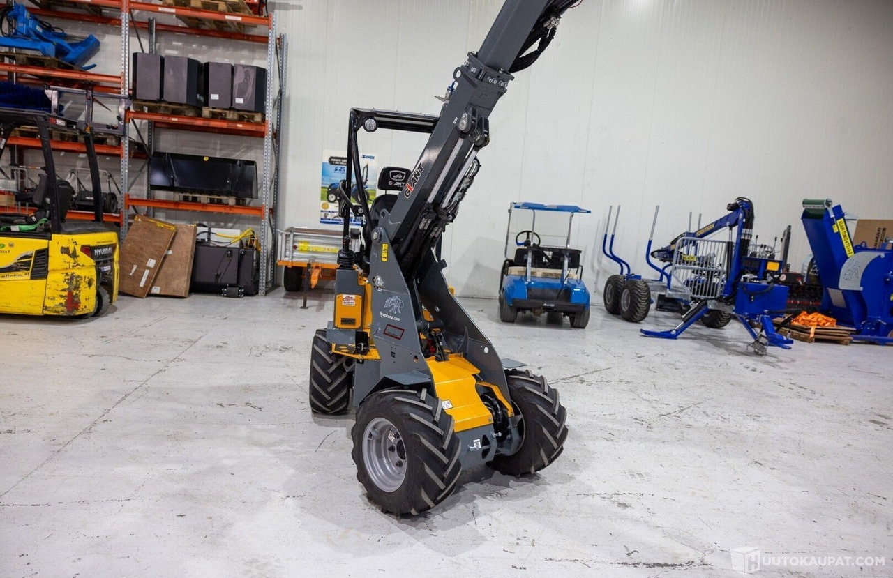 Giant G1200 Telekuormaaja, 0.9 l, Diesel, 5 h, Helsinki - Teleskopradlader: das Bild 3 Giant G1200 Telekuormaaja, 0.9 l, Diesel, 5 h, Helsinki - Teleskopradlader: das Bild 3