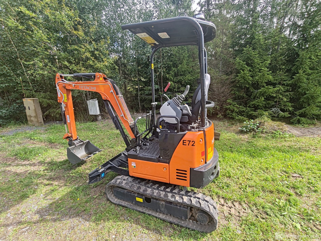 Hitachi ZX19U, reilu 90H ajettu, 2016., Eurajoki - Minibagger: das Bild 5 Hitachi ZX19U, reilu 90H ajettu, 2016., Eurajoki - Minibagger: das Bild 5