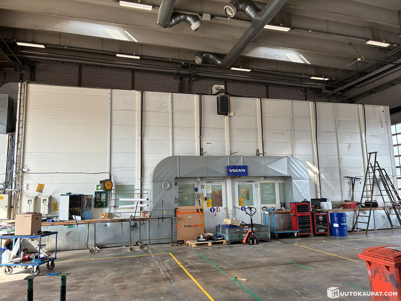 Muu merkki Maalauskammio Raskaalle kalustolle ja työkoneille, Vantaa - Industriemaschine: das Bild 1 Muu merkki Maalauskammio Raskaalle kalustolle ja työkoneille, Vantaa - Industriemaschine: das Bild 1