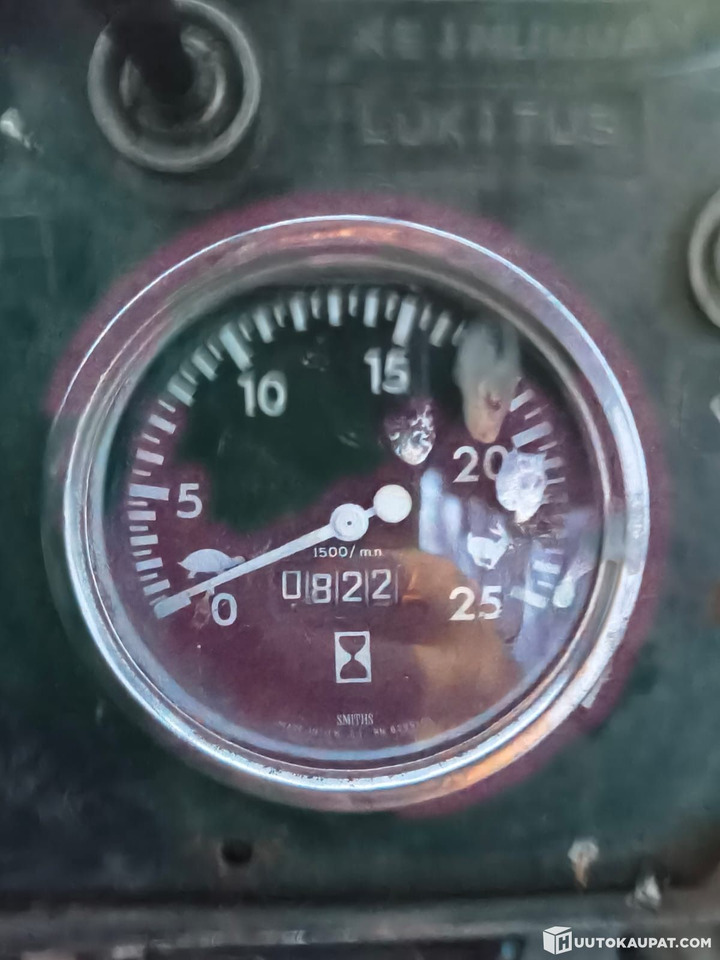 James 92 MPC, 1982 tractor excavator, Leppävirta - Baggerlader: das Bild 4 James 92 MPC, 1982 tractor excavator, Leppävirta - Baggerlader: das Bild 4