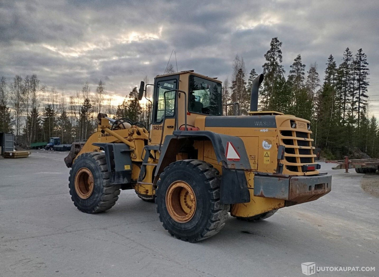Komatsu WA 380-3H, 1999, Diesel, 15 880 h Pyöräkuormaaja, Leppävirta - Radlader: das Bild 2 Komatsu WA 380-3H, 1999, Diesel, 15 880 h Pyöräkuormaaja, Leppävirta - Radlader: das Bild 2
