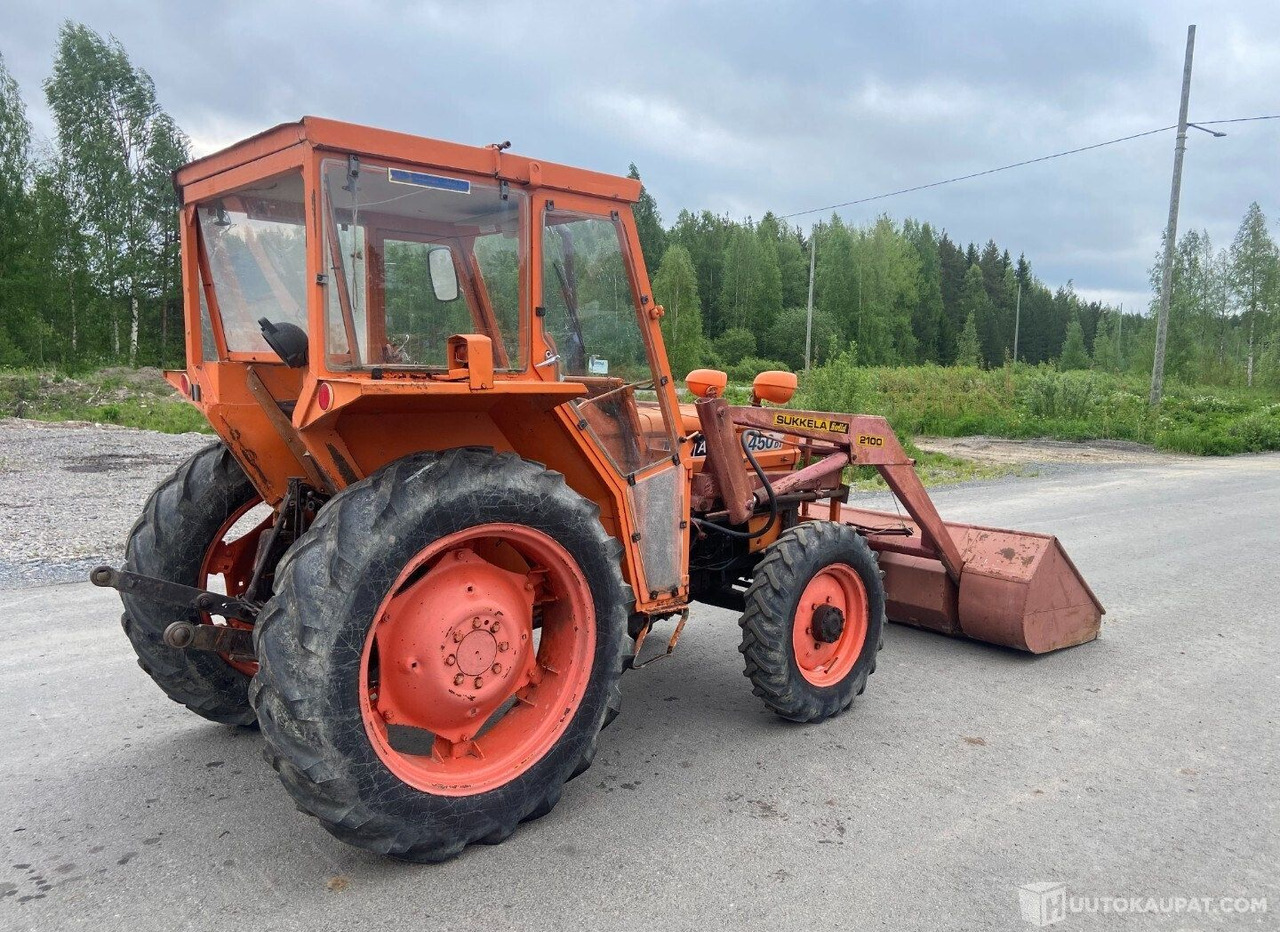 Fiat 450 DT, 1976, Diesel, 2 290 h Traktori, Virrat - Landmaschine: das Bild 4 Fiat 450 DT, 1976, Diesel, 2 290 h Traktori, Virrat - Landmaschine: das Bild 4