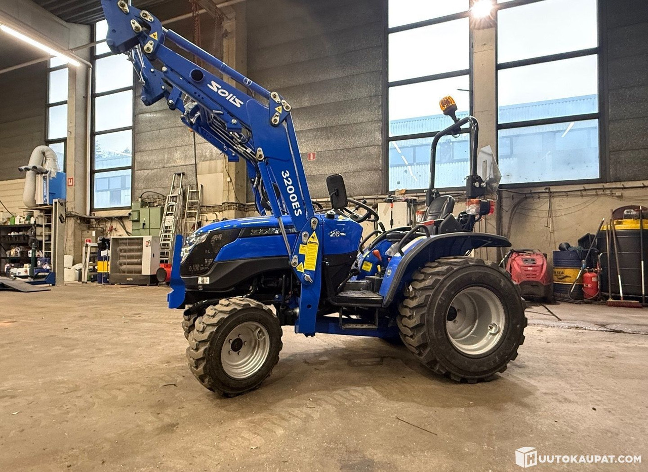 Solis 26 4WD 6+2 with front loader, 2023, 1.3 L, Diesel, 241 h, Helsinki - Kleintraktor: das Bild 1 Solis 26 4WD 6+2 with front loader, 2023, 1.3 L, Diesel, 241 h, Helsinki - Kleintraktor: das Bild 1