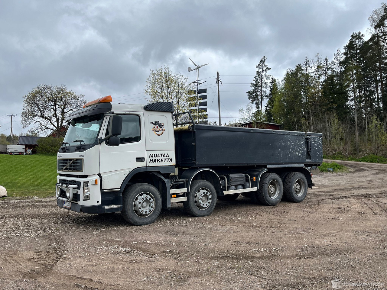 Volvo FM12, maansiirtokuorma-auto kipillä, 8X4, 2005, Vihti - Kipper: das Bild 1 Volvo FM12, maansiirtokuorma-auto kipillä, 8X4, 2005, Vihti - Kipper: das Bild 1