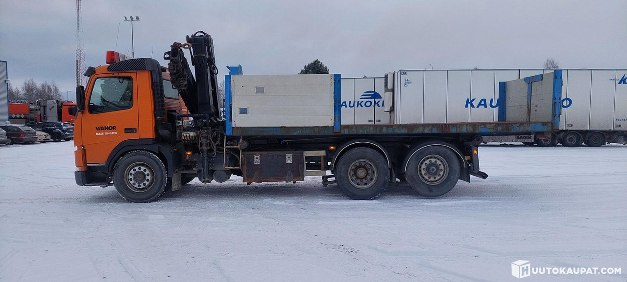 Volvo FM7, 1999, Kajaani - Pritsche LKW, Autokran: das Bild 4 Volvo FM7, 1999, Kajaani - Pritsche LKW, Autokran: das Bild 4