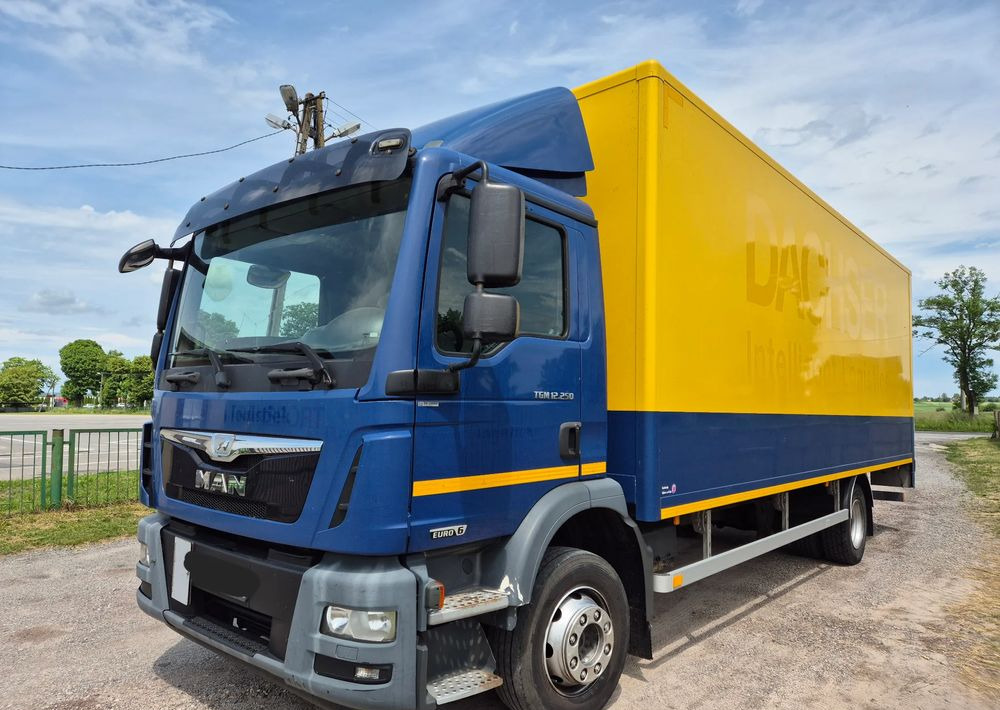 MAN TGM TGL 12.250 z Holandii KLIMA 7.2m AUTOMAT WINDA TOP CENA euro 6 nauka jazdy ESP ASR - Koffer LKW: das Bild 3 MAN TGM TGL 12.250 z Holandii KLIMA 7.2m AUTOMAT WINDA TOP CENA euro 6 nauka jazdy ESP ASR - Koffer LKW: das Bild 3