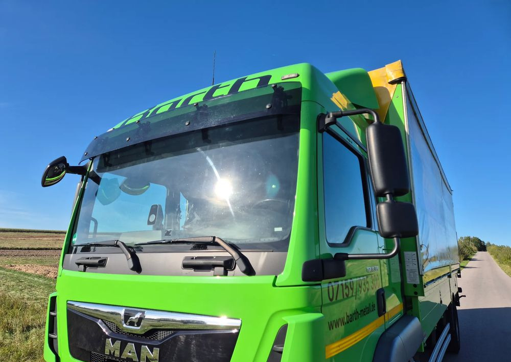 MAN Tgm 18.320 FULL SERWIS UNIKAT TOP ORYGINALNY PRZEBIEG z Niemiec AUTOMAT WINDA ACC Pirelli klima postojowa 18.250 18.290 15.250 15.290 15.320 - Plane LKW: das Bild 4 MAN Tgm 18.320 FULL SERWIS UNIKAT TOP ORYGINALNY PRZEBIEG z Niemiec AUTOMAT WINDA ACC Pirelli klima postojowa 18.250 18.290 15.250 15.290 15.320 - Plane LKW: das Bild 4