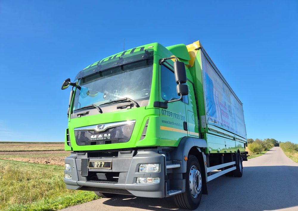 MAN Tgm 18.320 FULL SERWIS UNIKAT TOP ORYGINALNY PRZEBIEG z Niemiec AUTOMAT WINDA ACC Pirelli klima postojowa 18.250 18.290 15.250 15.290 15.320 - Plane LKW: das Bild 2 MAN Tgm 18.320 FULL SERWIS UNIKAT TOP ORYGINALNY PRZEBIEG z Niemiec AUTOMAT WINDA ACC Pirelli klima postojowa 18.250 18.290 15.250 15.290 15.320 - Plane LKW: das Bild 2
