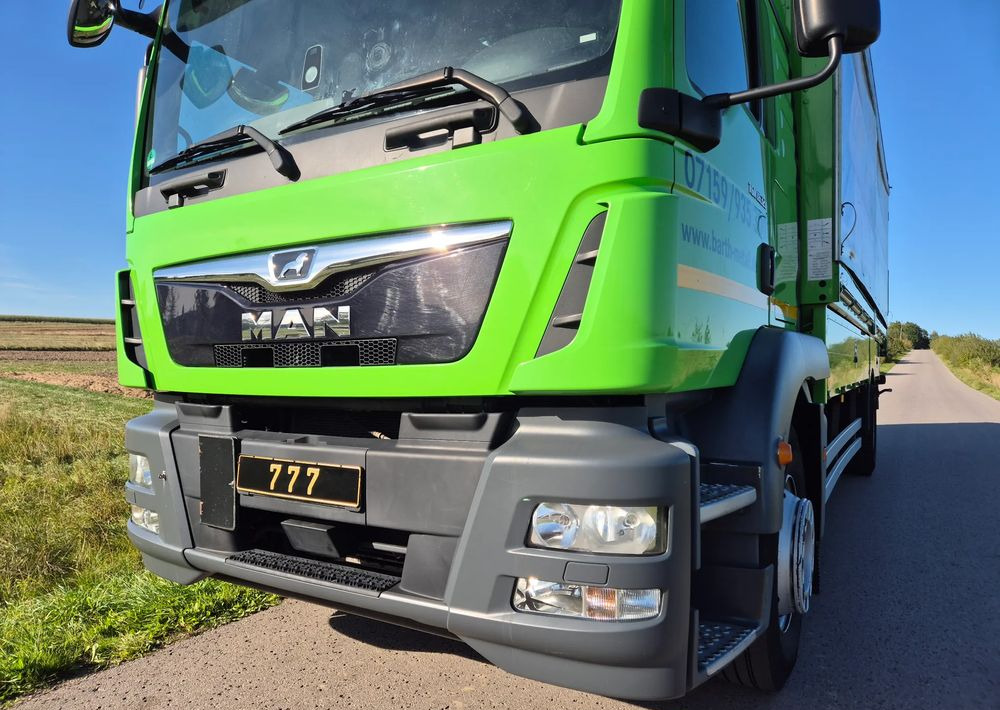 MAN Tgm 18.320 FULL SERWIS UNIKAT TOP ORYGINALNY PRZEBIEG z Niemiec AUTOMAT WINDA ACC Pirelli klima postojowa 18.250 18.290 15.250 15.290 15.320 - Plane LKW: das Bild 3 MAN Tgm 18.320 FULL SERWIS UNIKAT TOP ORYGINALNY PRZEBIEG z Niemiec AUTOMAT WINDA ACC Pirelli klima postojowa 18.250 18.290 15.250 15.290 15.320 - Plane LKW: das Bild 3