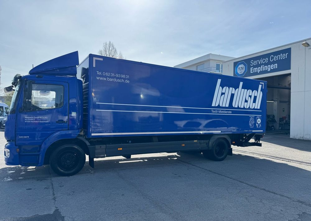 Mercedes-Benz Atego 1530 UNIKAT 289k km !! Z Niemiec TOP jak nowy ! Przód i tył na poduszkach 15t DMC / zaczep / 7.45m 18 palet TOP STAN - Koffer LKW: das Bild 4 Mercedes-Benz Atego 1530 UNIKAT 289k km !! Z Niemiec TOP jak nowy ! Przód i tył na poduszkach 15t DMC / zaczep / 7.45m 18 palet TOP STAN - Koffer LKW: das Bild 4