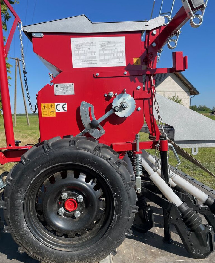 Meprozet S107T / S117T 3,0m - Sämaschine: das Bild 3 Meprozet S107T / S117T 3,0m - Sämaschine: das Bild 3