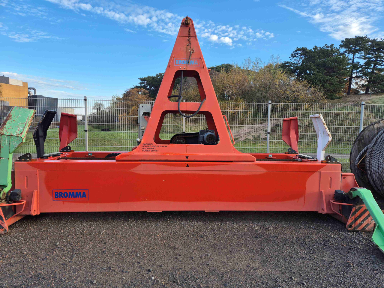 Hafentechnik Liebherr LHM250: das Bild 6