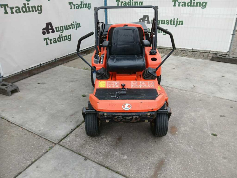 Kubota GZH 15 - Rasenmäher: das Bild 3 Kubota GZH 15 - Rasenmäher: das Bild 3