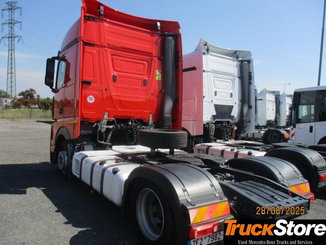 Mercedes-Benz Actros 1845 LS nRL - Sattelzugmaschine: das Bild 4 Mercedes-Benz Actros 1845 LS nRL - Sattelzugmaschine: das Bild 4