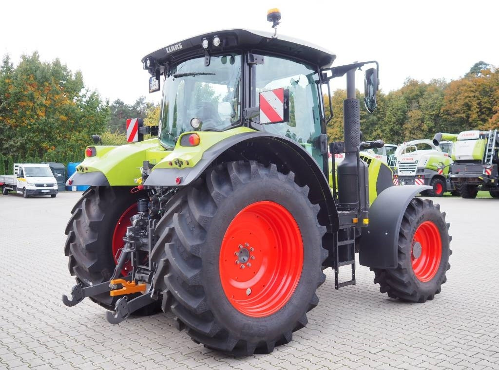 Claas Arion 610 CIS - Traktor: das Bild 3 Claas Arion 610 CIS - Traktor: das Bild 3