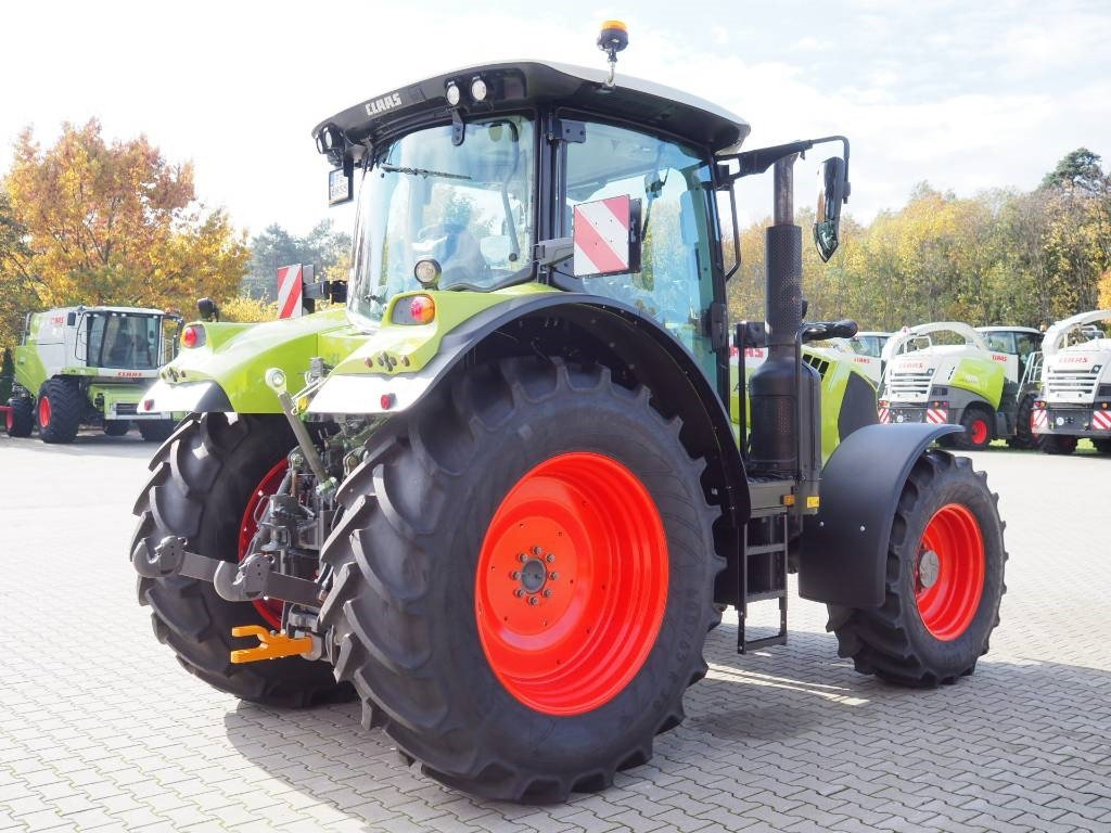 Claas Arion 610 CIS - Traktor: das Bild 4 Claas Arion 610 CIS - Traktor: das Bild 4