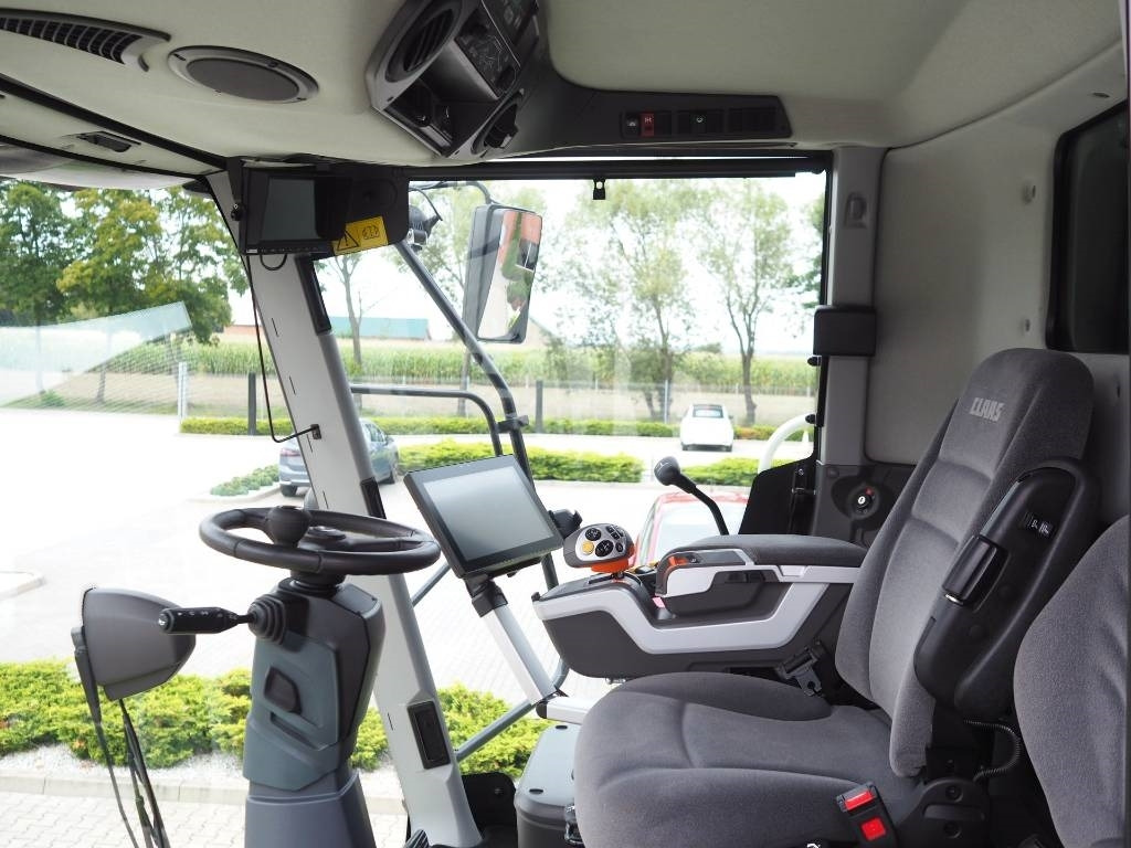 Claas Tucano 440 + V620 - Mähdrescher: das Bild 5 Claas Tucano 440 + V620 - Mähdrescher: das Bild 5