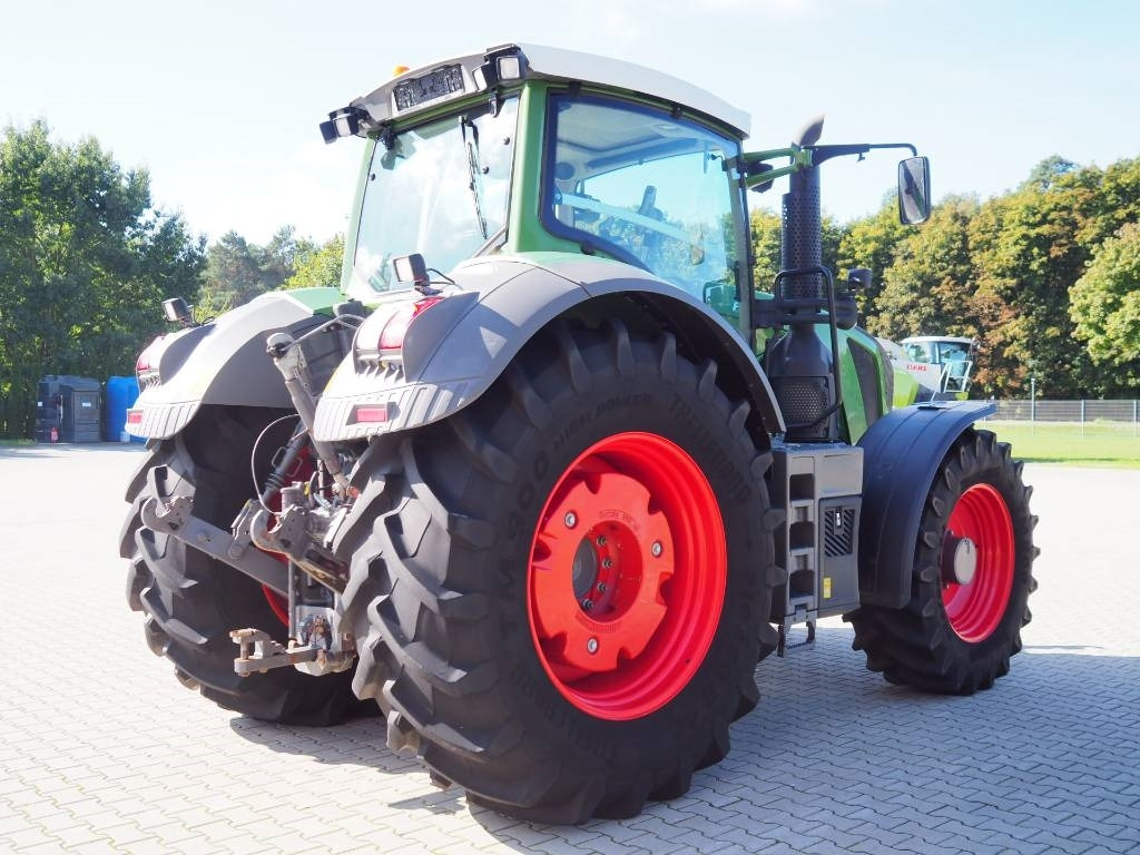 Fendt 828 Vario S4 ProfiPlus, GPS - Traktor: das Bild 3 Fendt 828 Vario S4 ProfiPlus, GPS - Traktor: das Bild 3