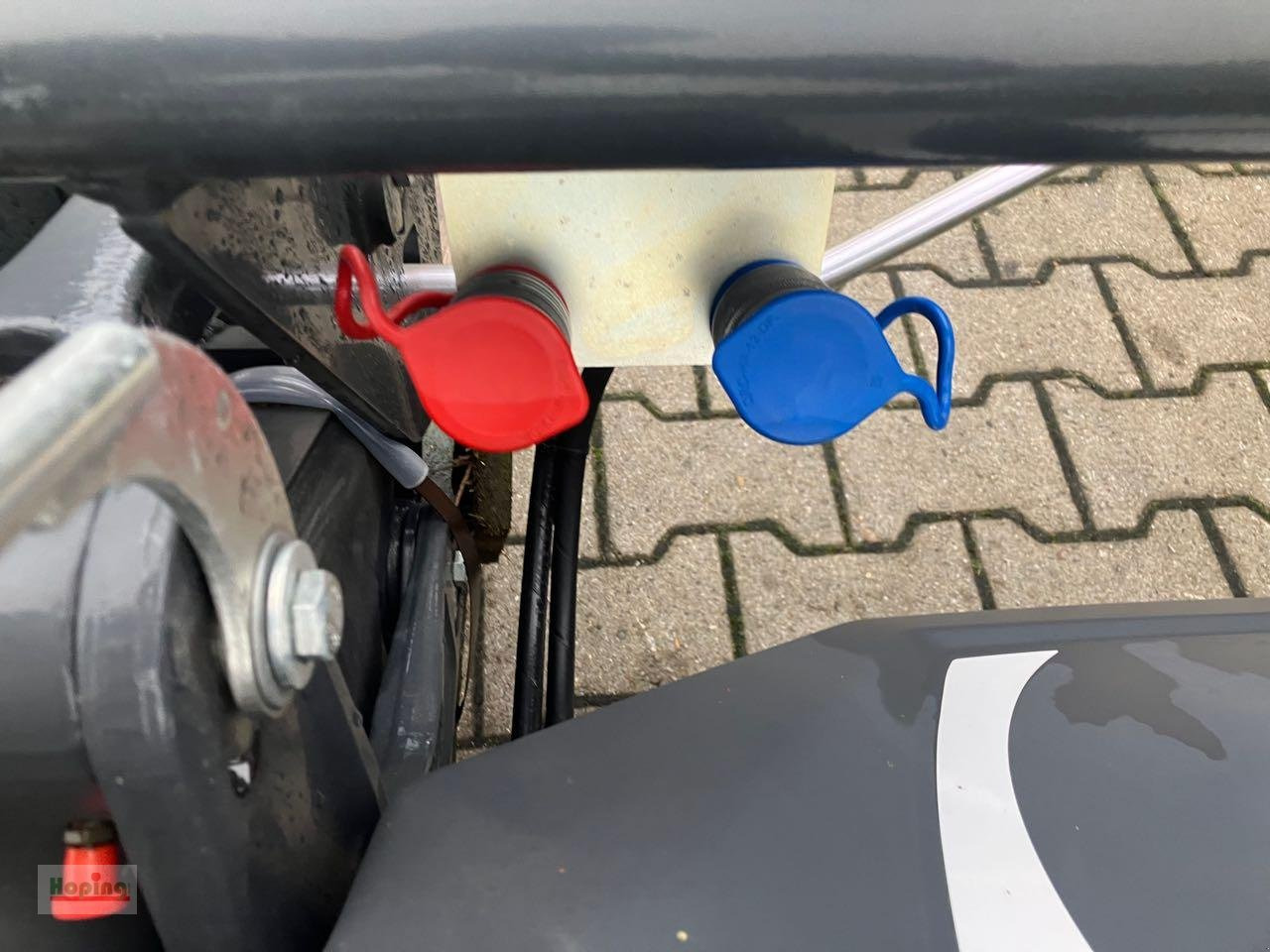 Stoll FZ 41-25 - Frontlader für Traktor: das Bild 5 Stoll FZ 41-25 - Frontlader für Traktor: das Bild 5