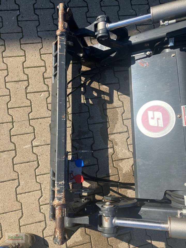 Frontlader für Traktor Stoll FZ 60.1: das Bild 7 Frontlader für Traktor Stoll FZ 60.1: das Bild 7