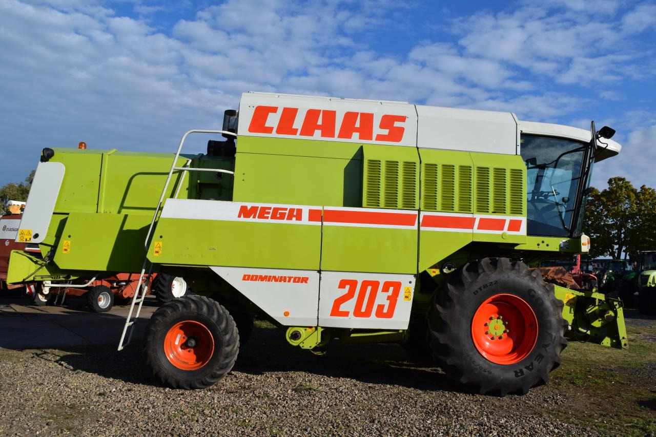 CLAAS Dominator 203 Mega - Mähdrescher: das Bild 2 CLAAS Dominator 203 Mega - Mähdrescher: das Bild 2