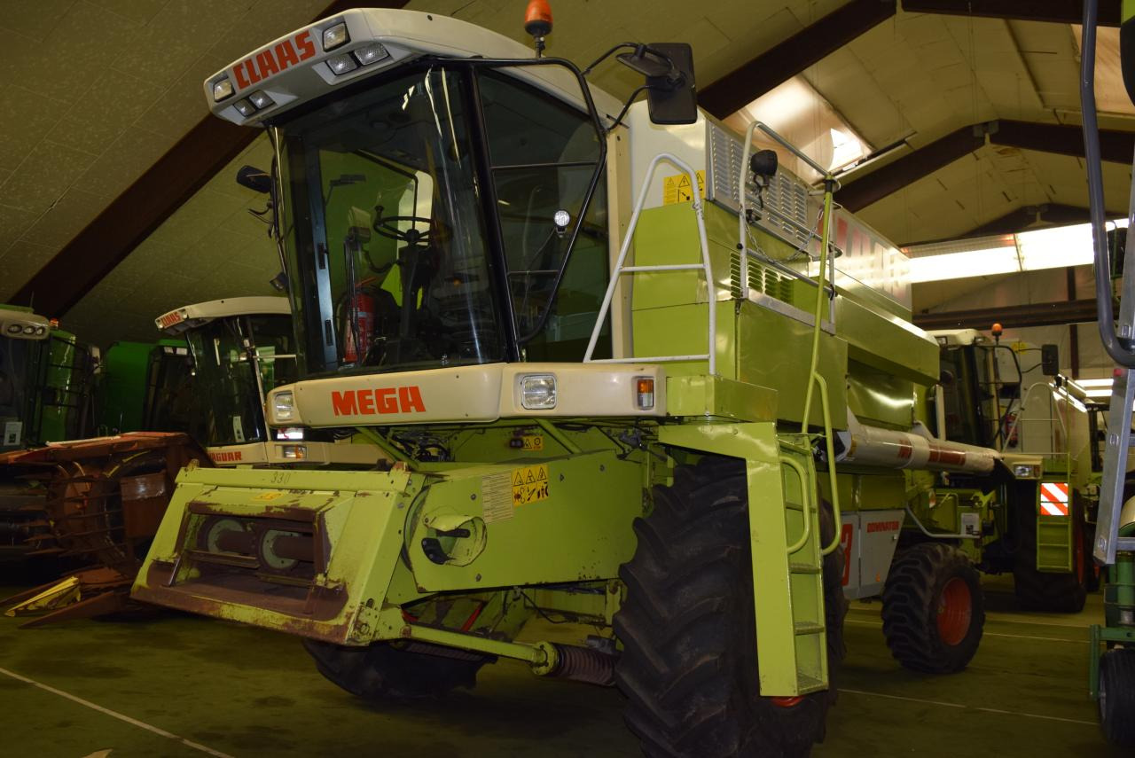 CLAAS Dominator 203 Mega - Mähdrescher: das Bild 2 CLAAS Dominator 203 Mega - Mähdrescher: das Bild 2