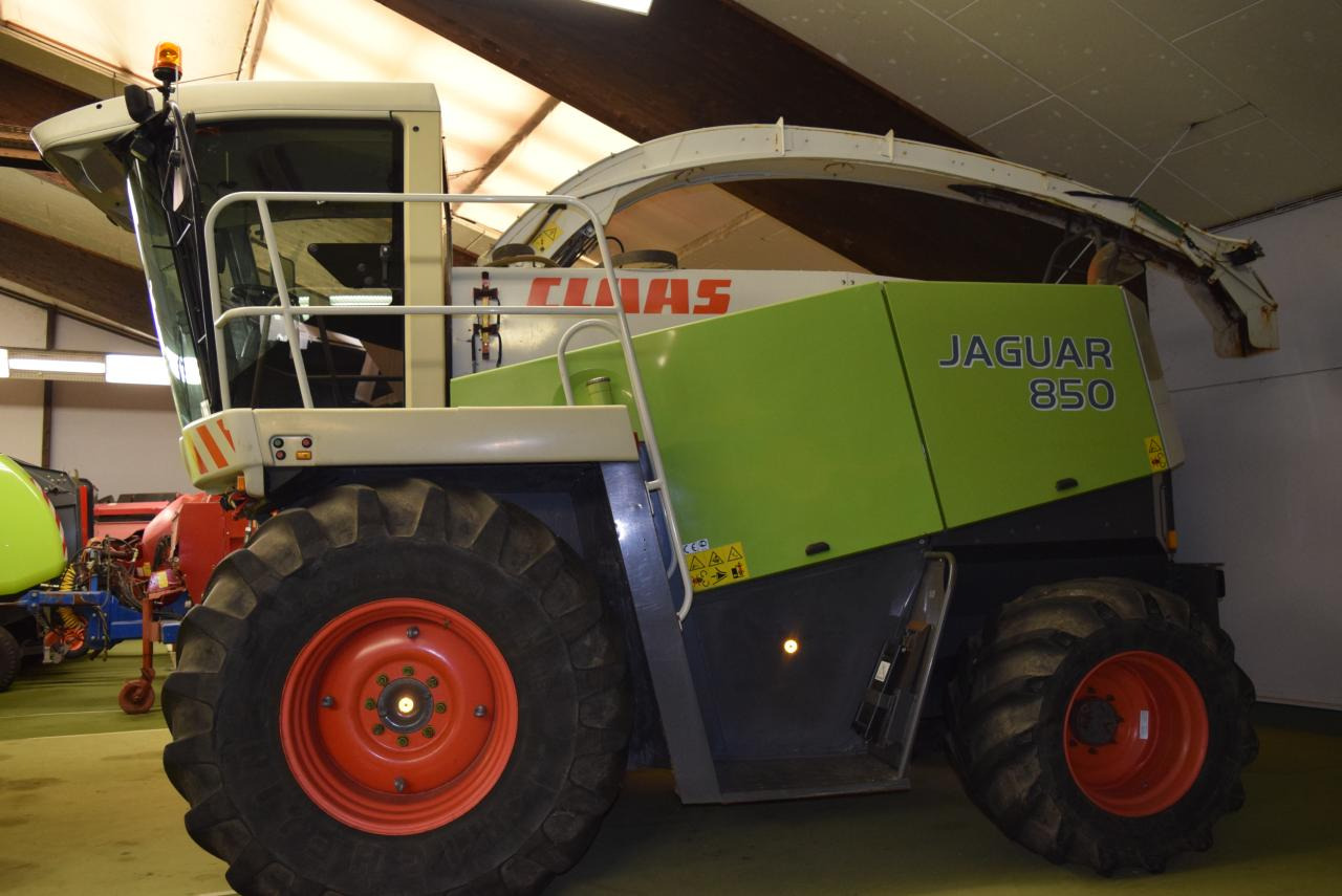 CLAAS Jaguar 850 - Feldhäcksler: das Bild 1 CLAAS Jaguar 850 - Feldhäcksler: das Bild 1