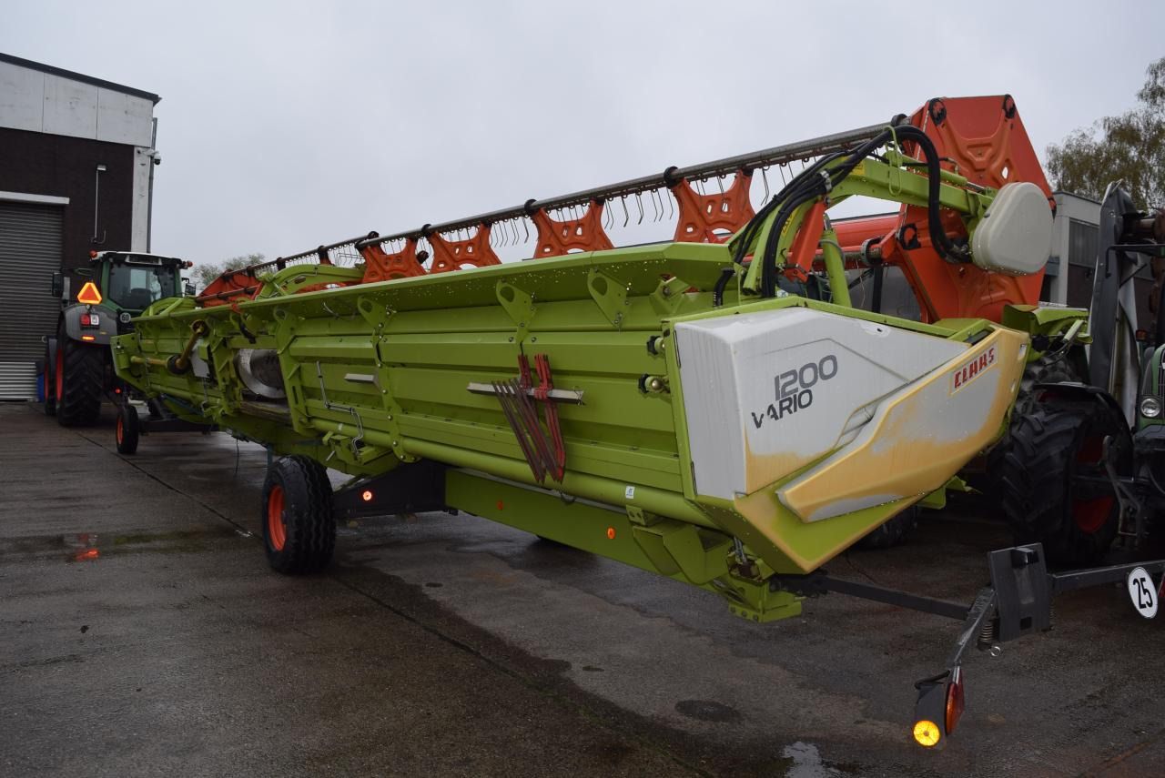 CLAAS V 1200 Vario *Schneidwerk* - Schneidwerk: das Bild 3 CLAAS V 1200 Vario *Schneidwerk* - Schneidwerk: das Bild 3
