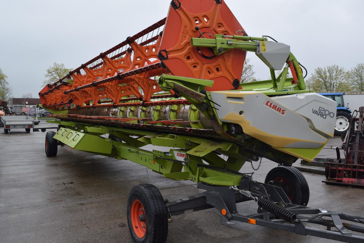 CLAAS V 1200 Vario *Schneidwerk* - Schneidwerk: das Bild 1 CLAAS V 1200 Vario *Schneidwerk* - Schneidwerk: das Bild 1