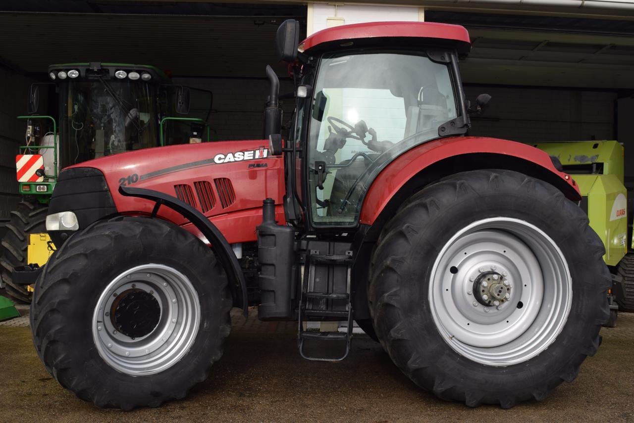Case-IH Puma 210 - Traktor: das Bild 3 Case-IH Puma 210 - Traktor: das Bild 3