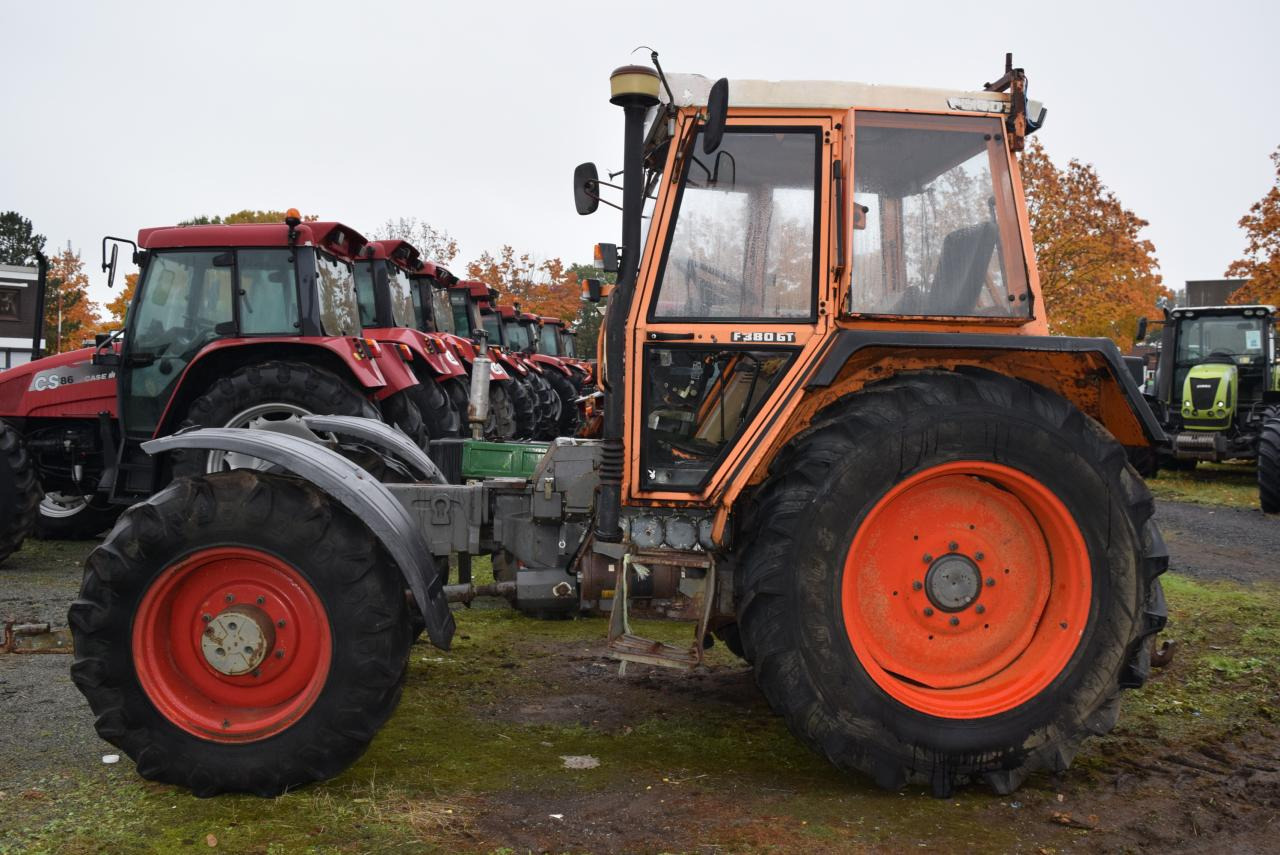 Fendt 380 GTA - Traktor: das Bild 3 Fendt 380 GTA - Traktor: das Bild 3