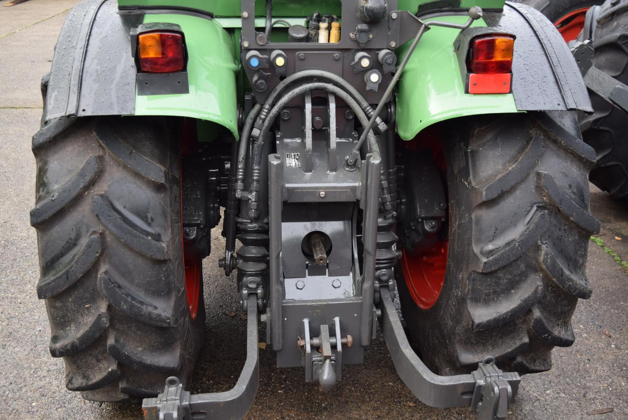 Traktor Fendt Farmer 260 V *Schmalspur*: das Bild 6