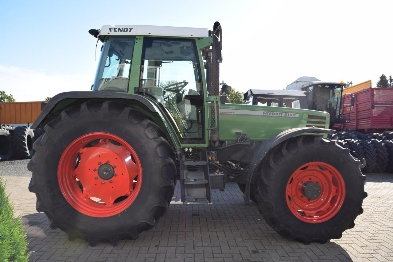 Fendt Favorit 512 - Traktor: das Bild 2 Fendt Favorit 512 - Traktor: das Bild 2