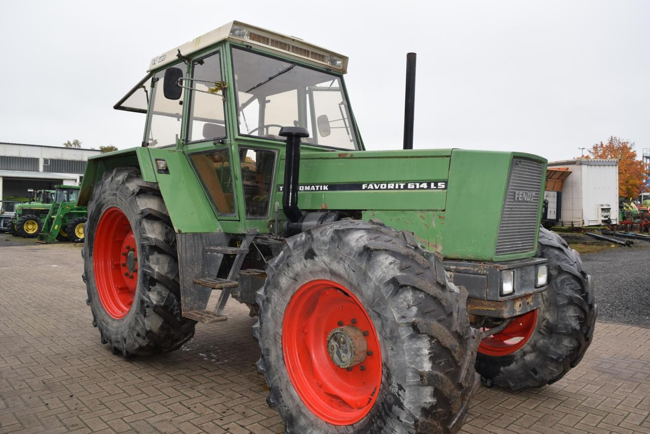 Fendt Favorit 614 LS Turbo - Traktor: das Bild 2 Fendt Favorit 614 LS Turbo - Traktor: das Bild 2