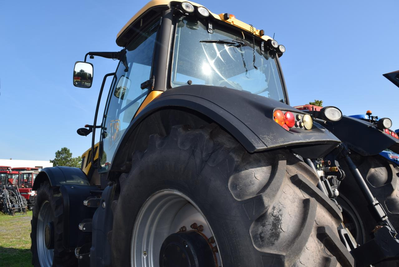 JCB Fastrac 8250 - Traktor: das Bild 4 JCB Fastrac 8250 - Traktor: das Bild 4