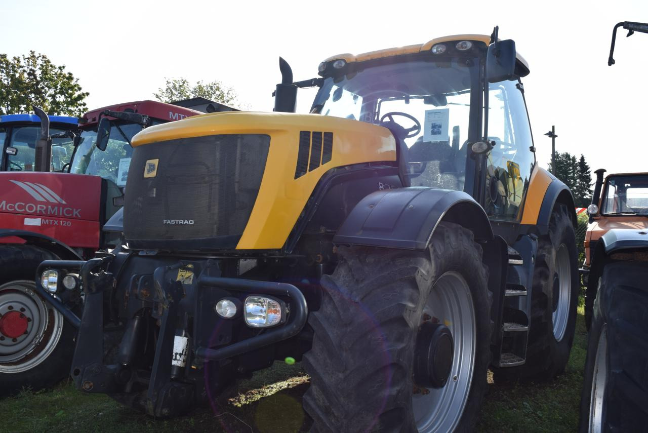 JCB Fastrac 8250 - Traktor: das Bild 1 JCB Fastrac 8250 - Traktor: das Bild 1