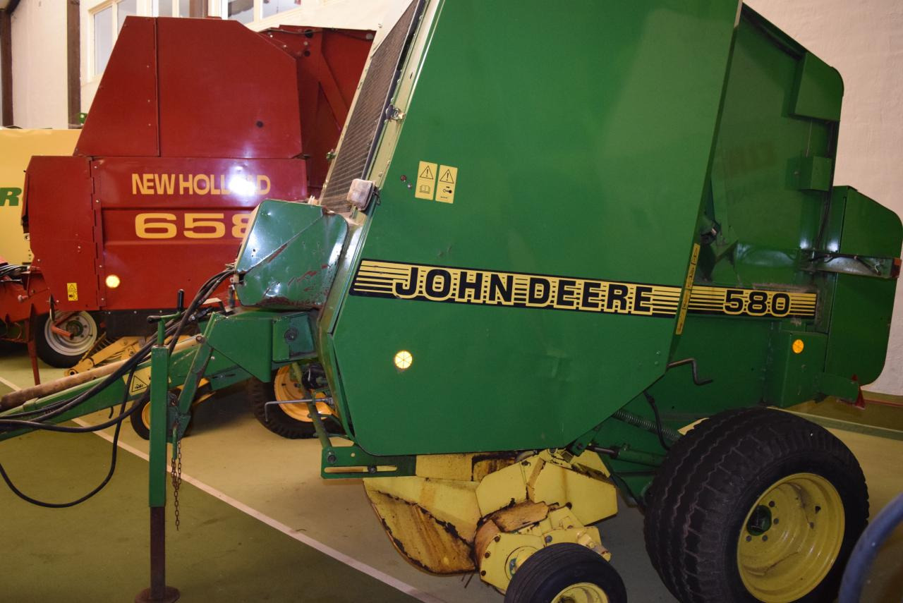 John Deere 580 - Rundballenpresse: das Bild 2 John Deere 580 - Rundballenpresse: das Bild 2