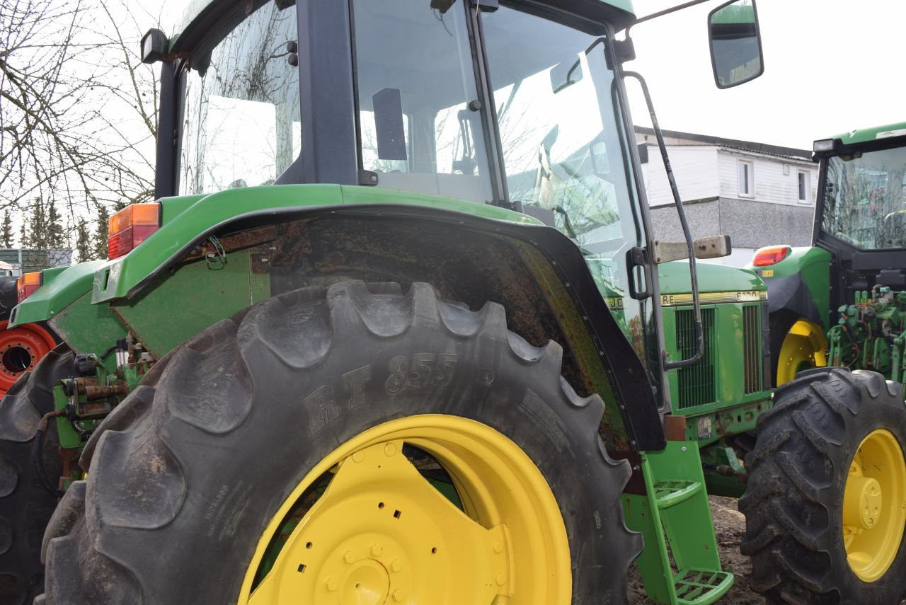 John Deere 6100 - Traktor: das Bild 5 John Deere 6100 - Traktor: das Bild 5
