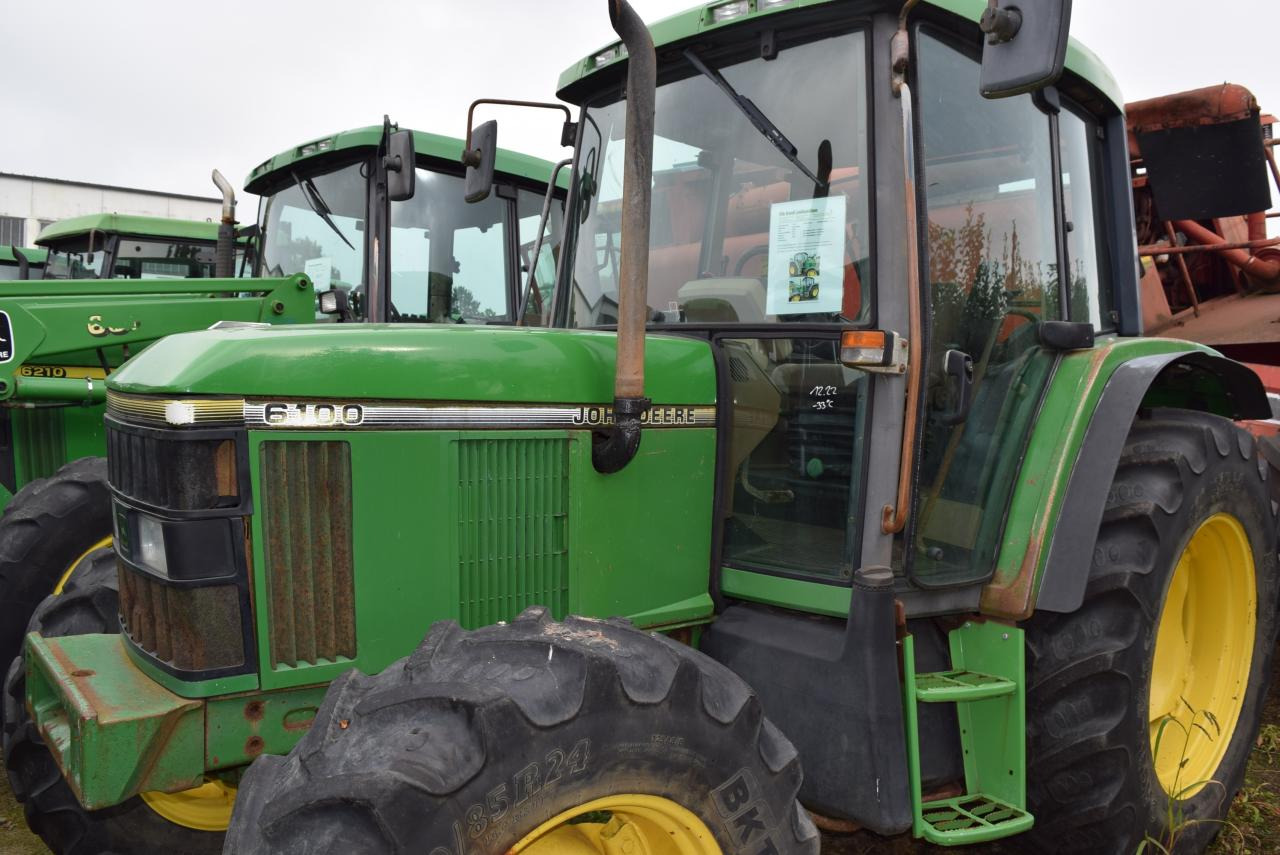 John Deere 6100 - Traktor: das Bild 1 John Deere 6100 - Traktor: das Bild 1