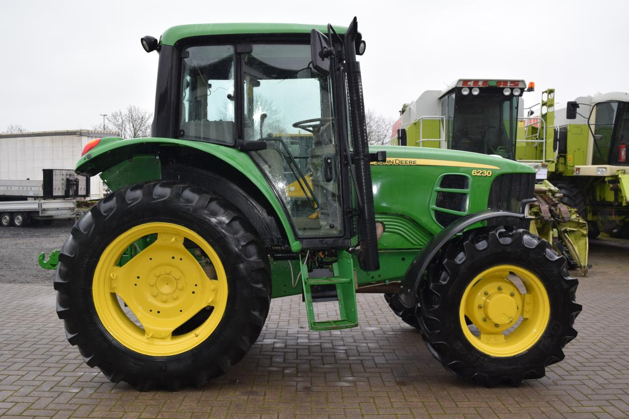 John Deere 6230 - Traktor: das Bild 1 John Deere 6230 - Traktor: das Bild 1