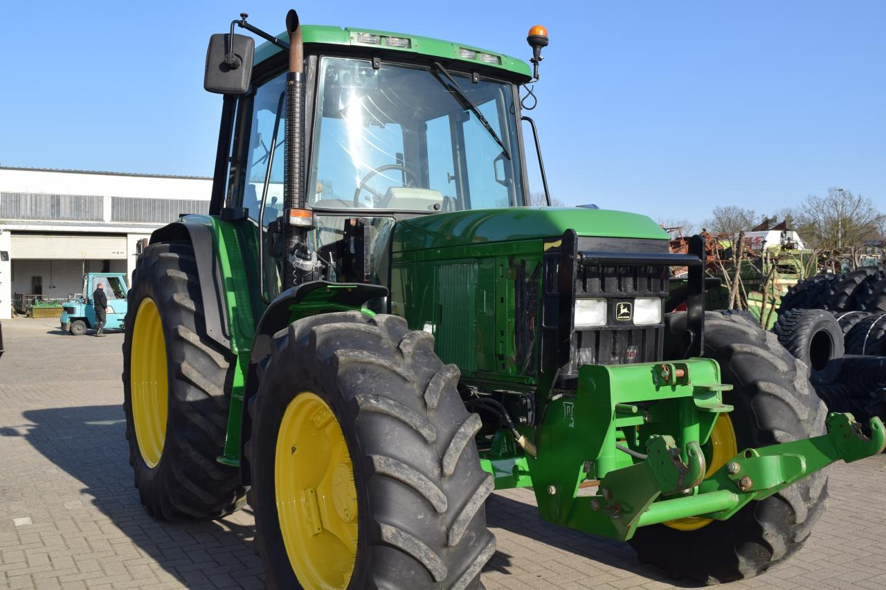 John Deere 6410 - Traktor: das Bild 4 John Deere 6410 - Traktor: das Bild 4