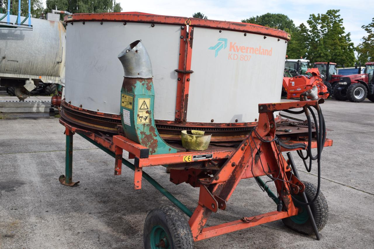 Kverneland KD 807 *Ballenauflöser* - Silotechnik: das Bild 3 Kverneland KD 807 *Ballenauflöser* - Silotechnik: das Bild 3