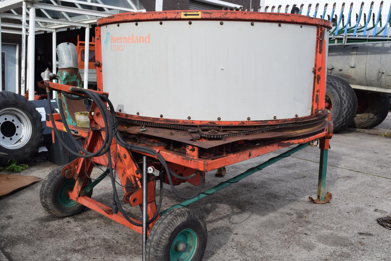 Kverneland KD 807 *Ballenauflöser* - Silotechnik: das Bild 1 Kverneland KD 807 *Ballenauflöser* - Silotechnik: das Bild 1