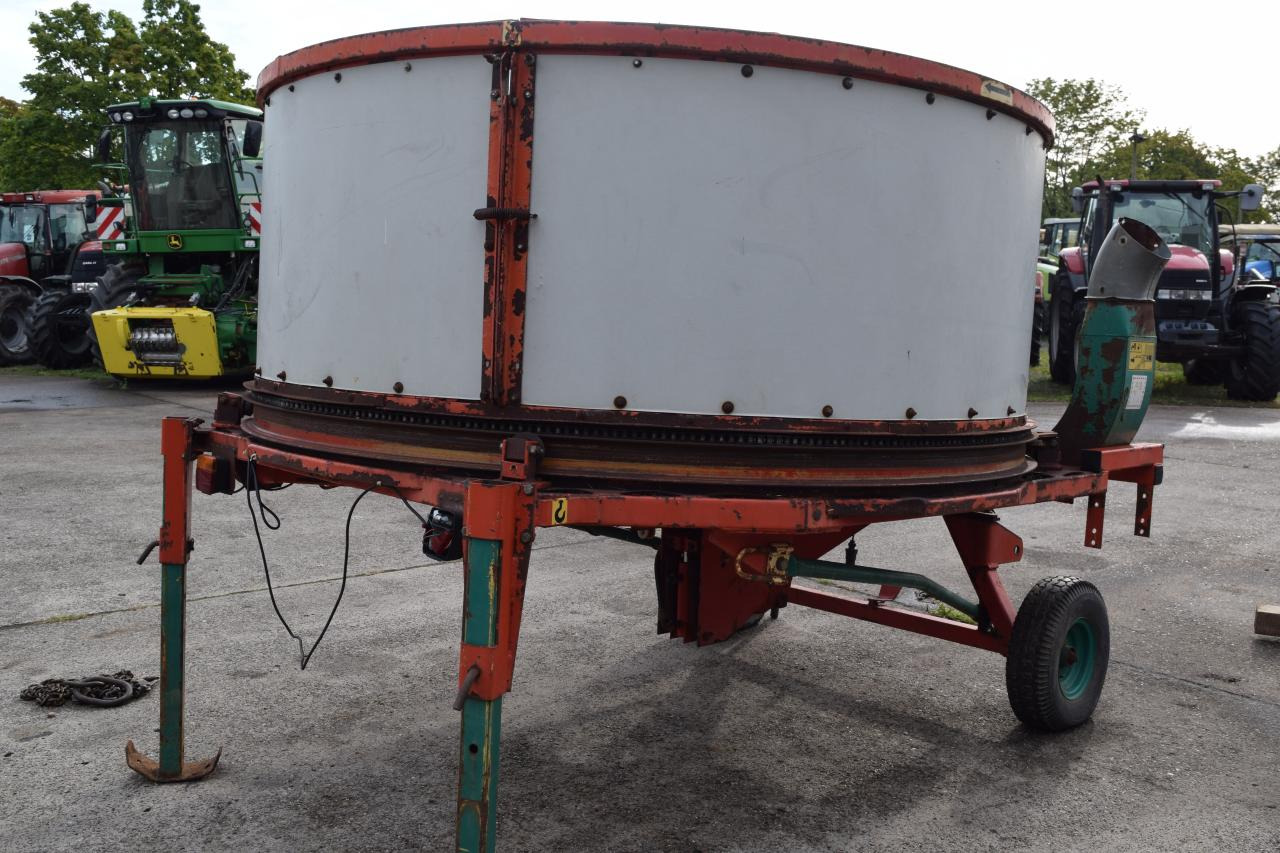Kverneland KD 807 *Ballenauflöser* - Silotechnik: das Bild 5 Kverneland KD 807 *Ballenauflöser* - Silotechnik: das Bild 5