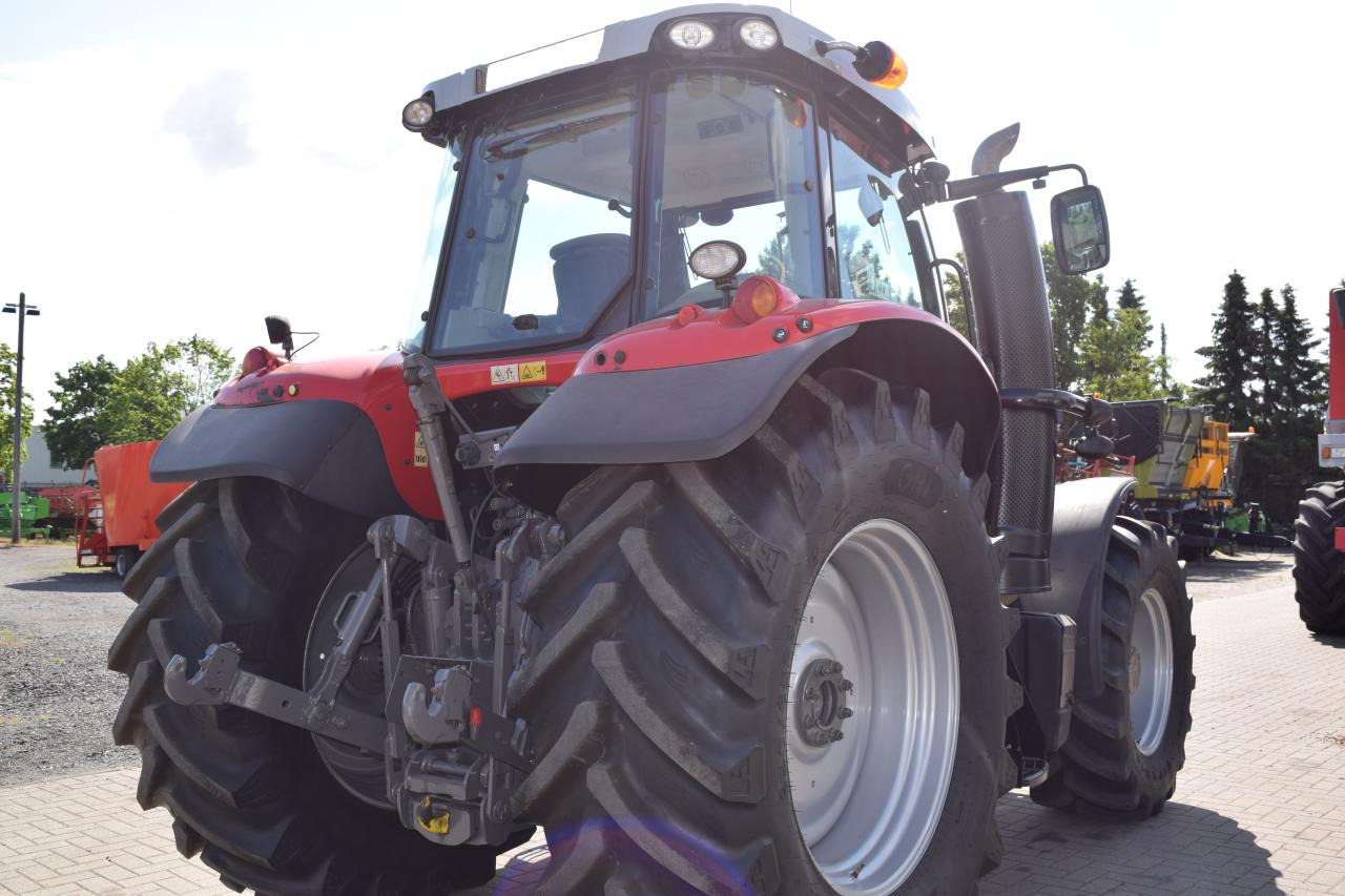 Massey Ferguson MF 7715 Dyna-6 - Traktor: das Bild 5 Massey Ferguson MF 7715 Dyna-6 - Traktor: das Bild 5