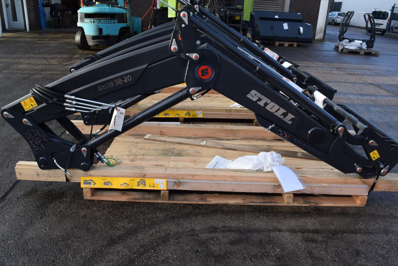 Stoll Solid 38-20 P - Frontlader für Traktor: das Bild 1 Stoll Solid 38-20 P - Frontlader für Traktor: das Bild 1