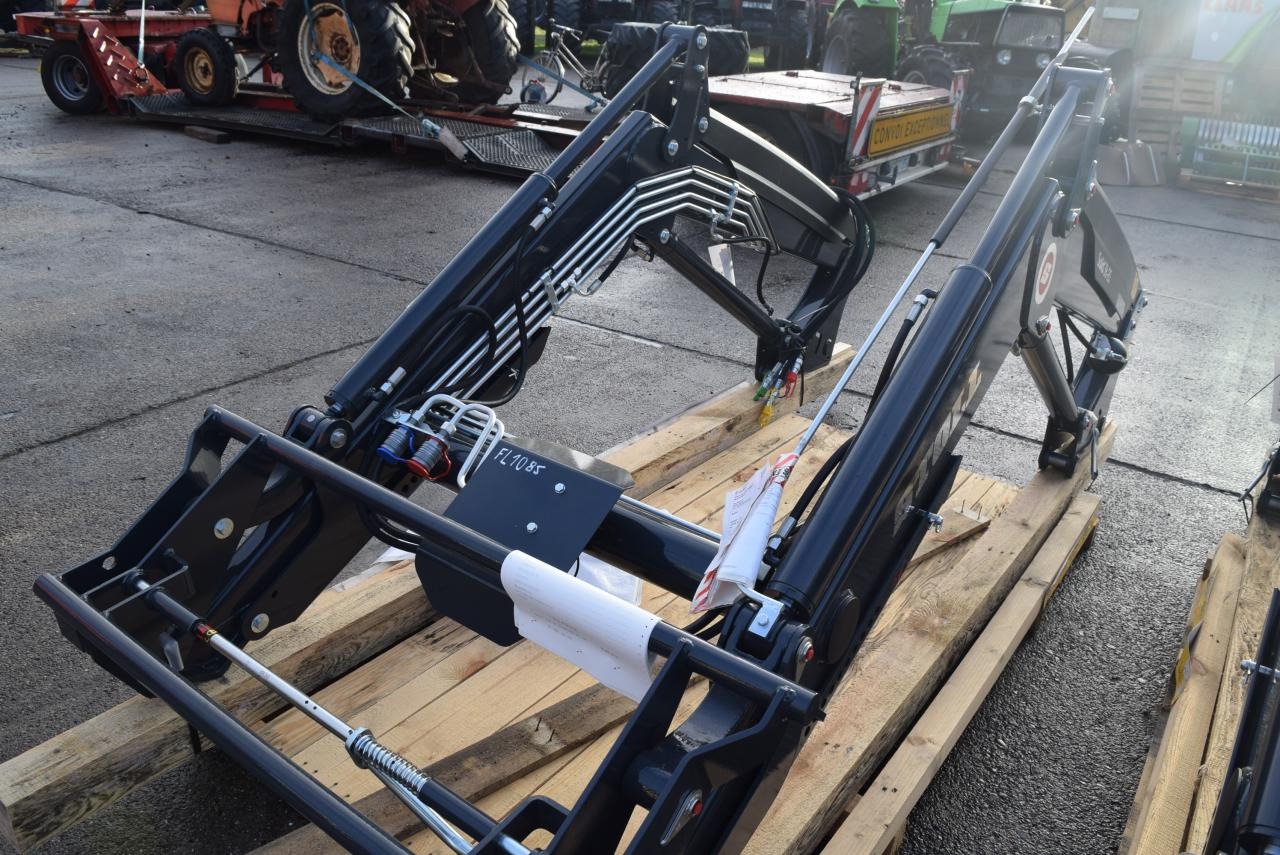 Stoll Solid 38-20 P - Frontlader für Traktor: das Bild 3 Stoll Solid 38-20 P - Frontlader für Traktor: das Bild 3