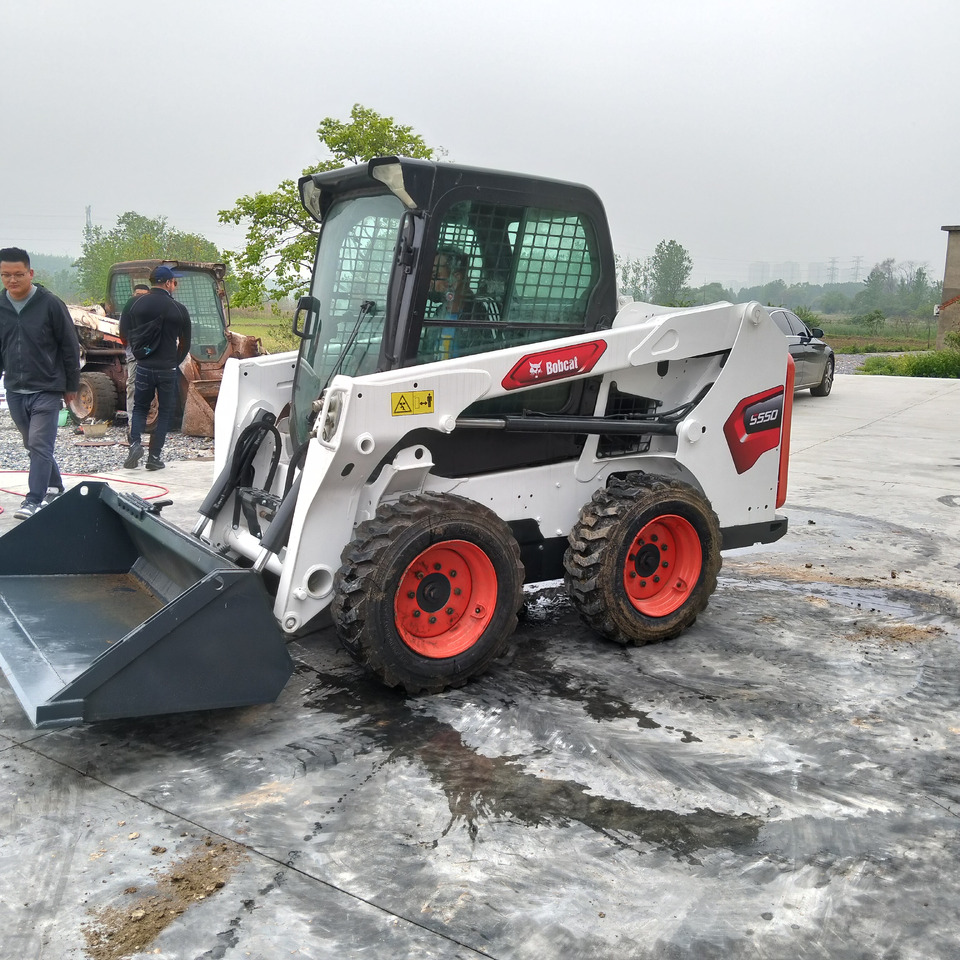 BOBCAT S550 - Kompaktlader: das Bild 2 BOBCAT S550 - Kompaktlader: das Bild 2