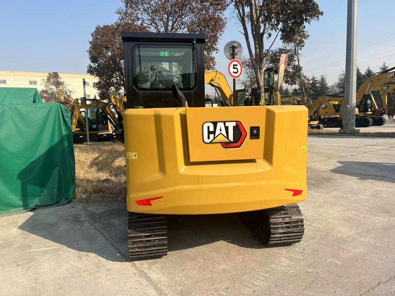 CAT 305.5 - Minibagger: das Bild 3 CAT 305.5 - Minibagger: das Bild 3